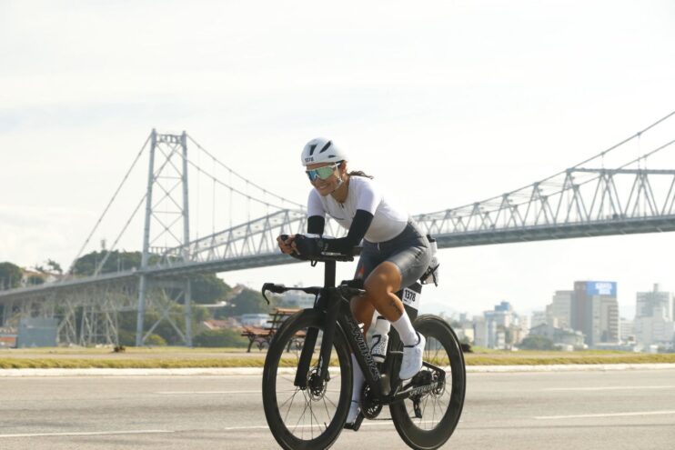 Atleta de Porto Seguro conclui Ironman e celebra jornada de superação Atleta de Porto Seguro conclui Ironman e celebra jornada de superação 4