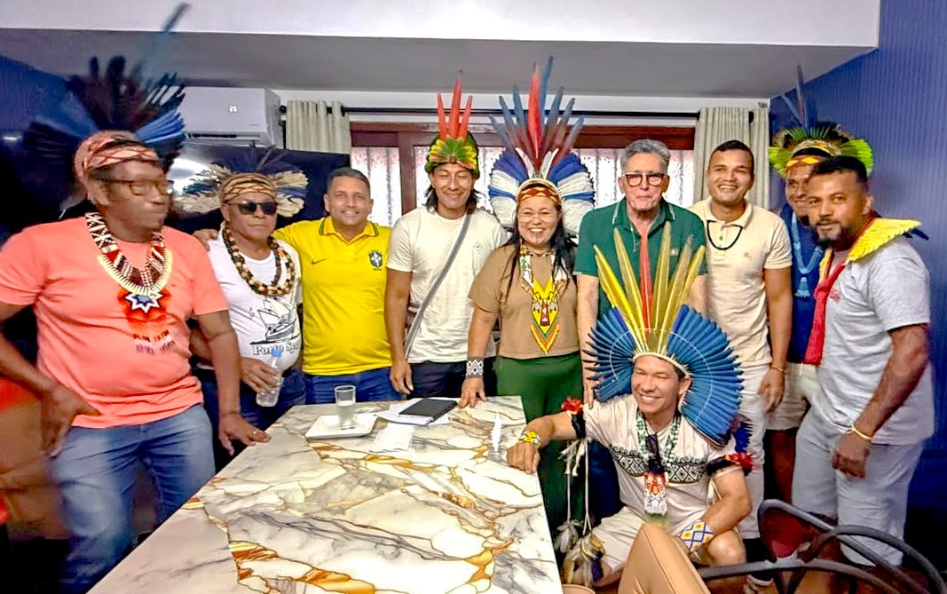 Prefeito Jânio Natal reafirma apoio aos indígenas da Aldeia Velha 7