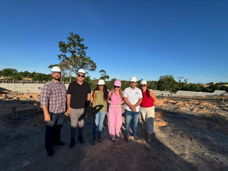 Secretária da Mulher de Porto Seguro visita obras municipais nas áreas de Educação e Saúde 14