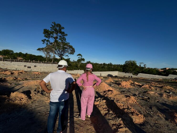 Secretária da Mulher de Porto Seguro visita obras municipais nas áreas de Educação e Saúde 13
