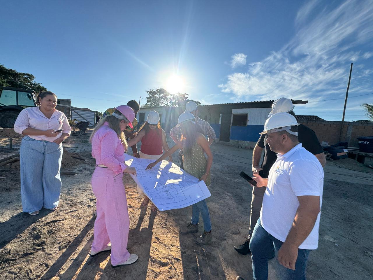 Secretária da Mulher de Porto Seguro visita obras municipais nas áreas de Educação e Saúde 6