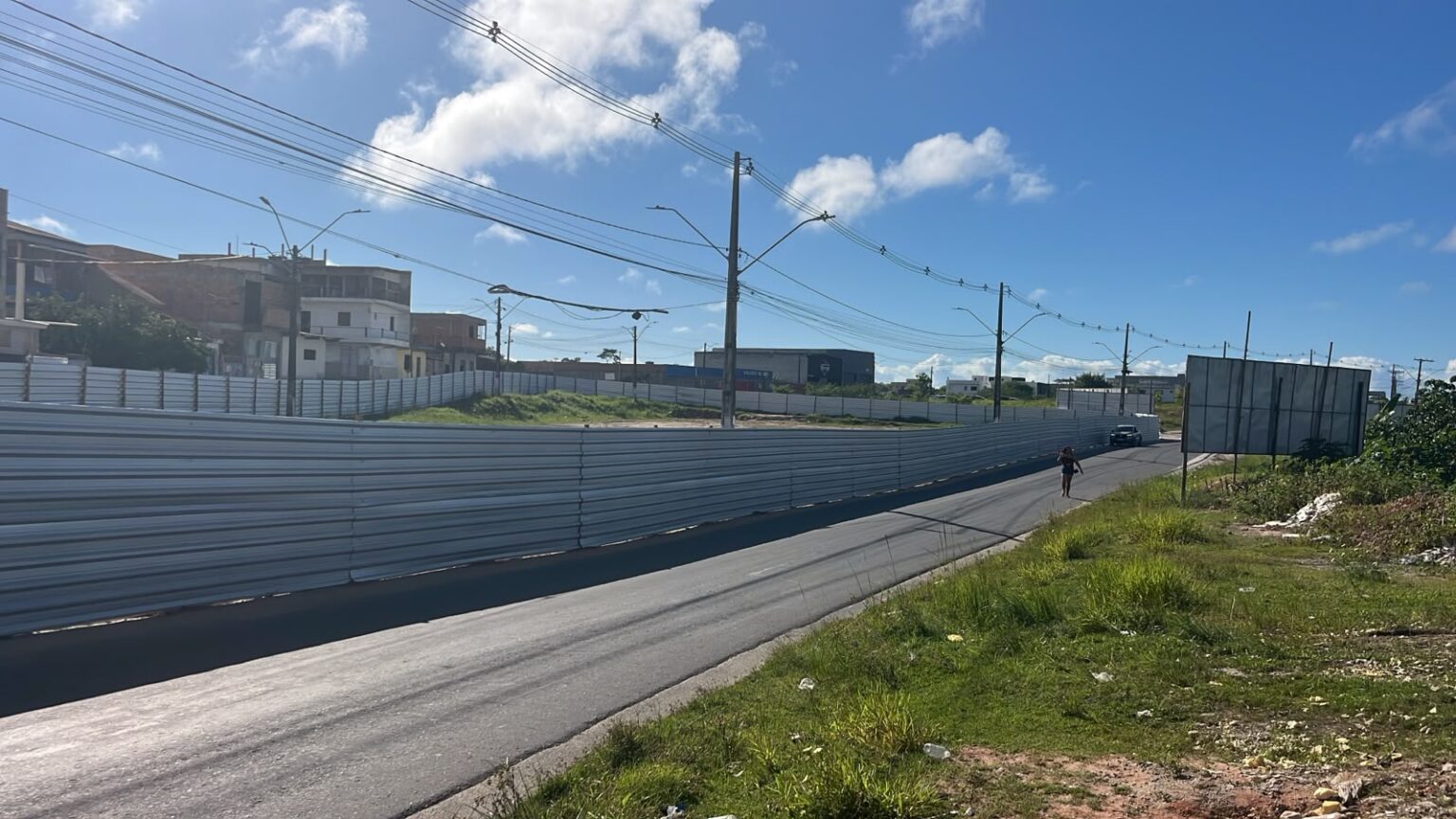 Prefeitura inicia obras de ampliação da Praça da Família no Baianão 7