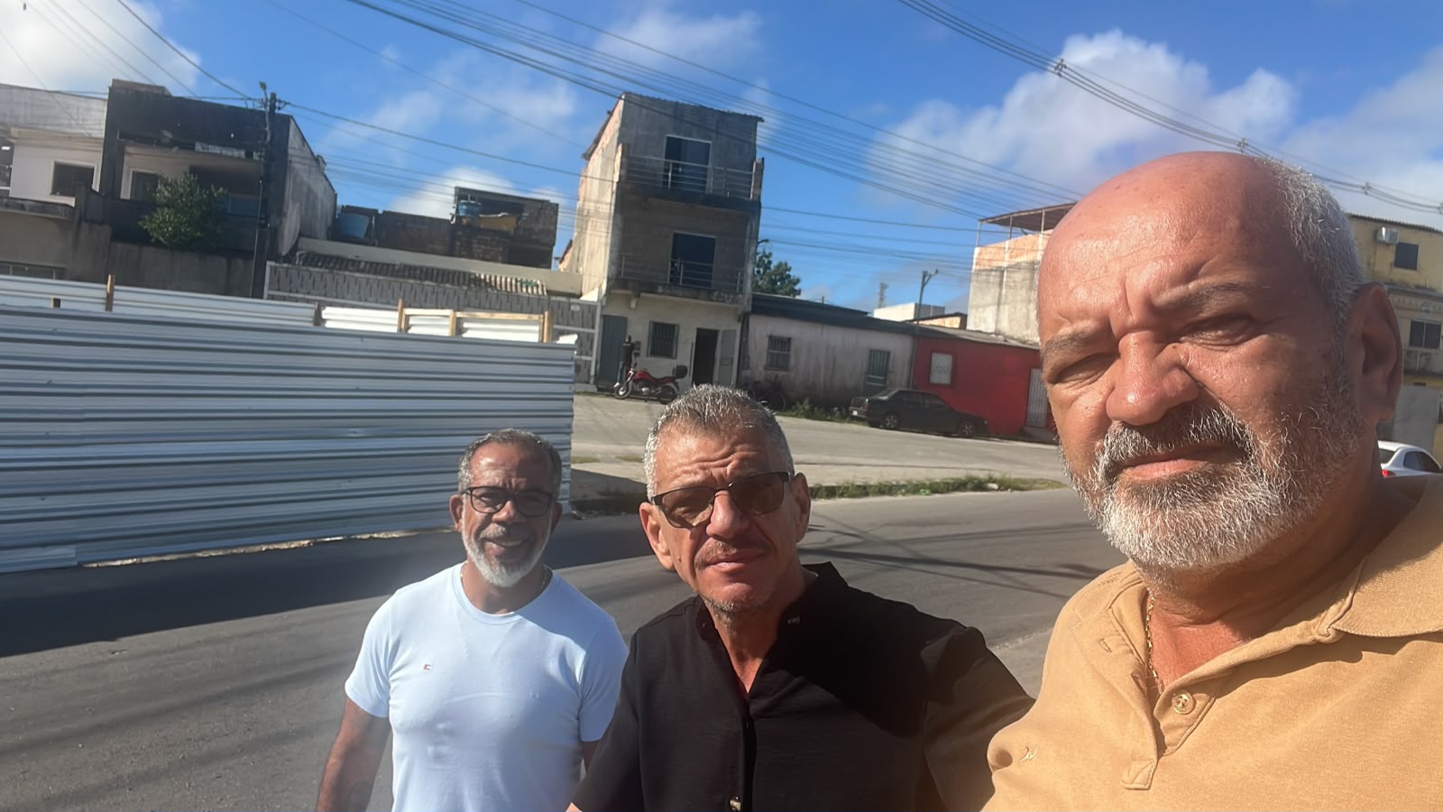 Prefeitura inicia obras de ampliação da Praça da Família no Baianão 7