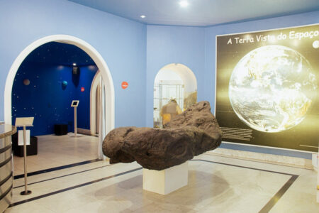 Museu Geológico da Bahia recebe Encontro Internacional de Meteoritos e Impactitos Museu Geológico da Bahia recebe Encontro Internacional de Meteoritos e Impactitos 5