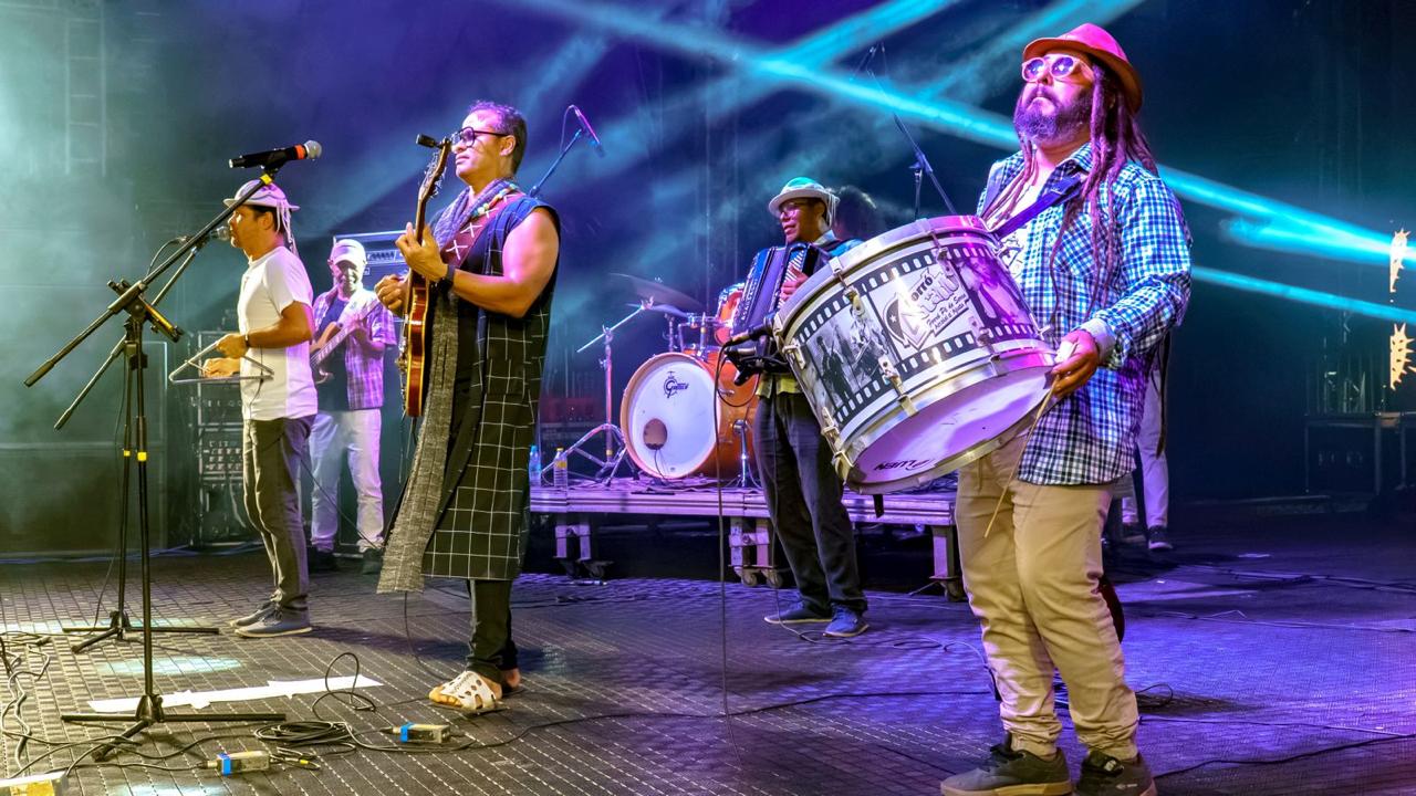 Segunda noite do São João de Porto Seguro esquenta o público com muito forró raíz e clima de romance 4