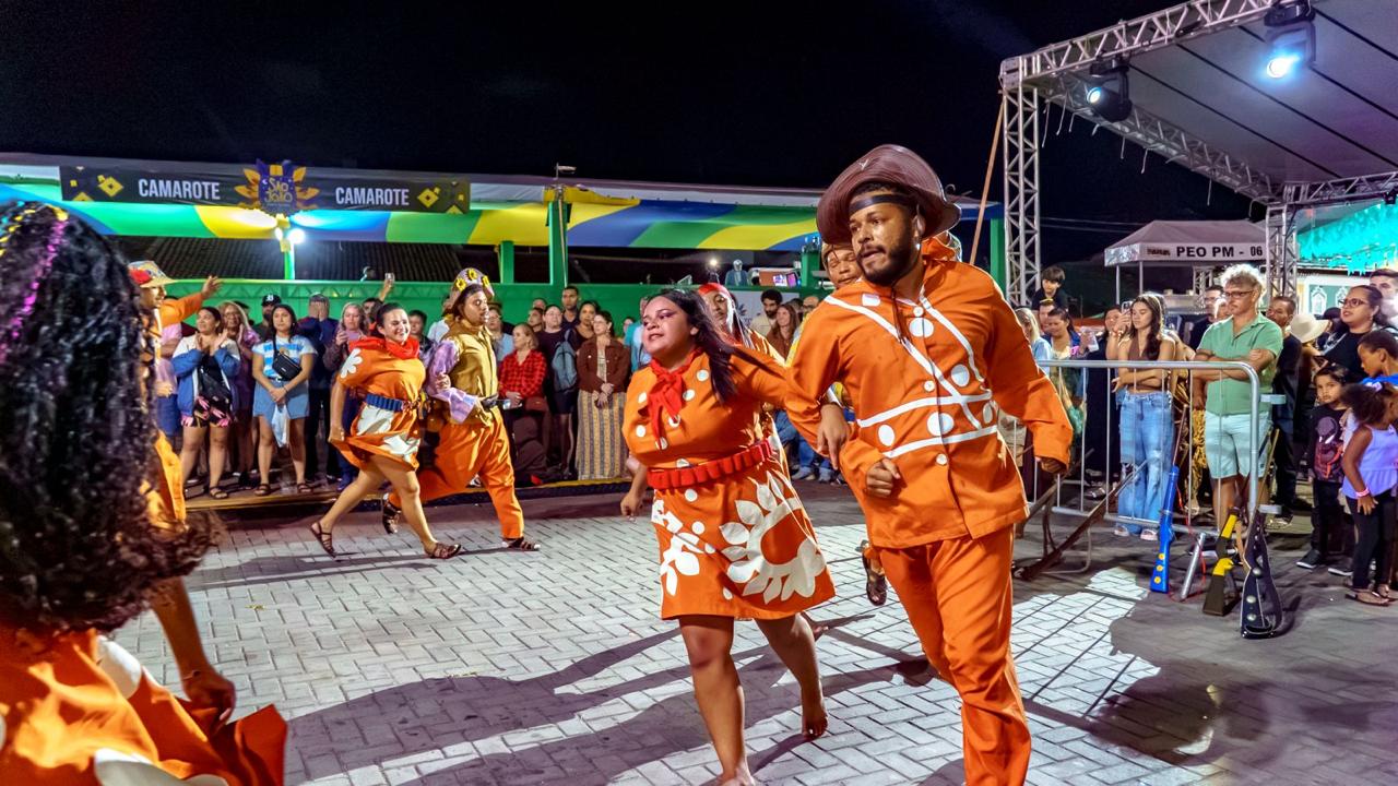 São João à Beira-Mar leva grande público à Passarela da Cultura em Porto Seguro 10
