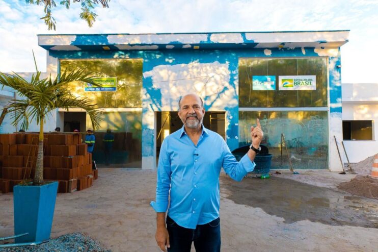 Prefeito Robério vistoria obras do Centro de Cirurgias Eletivas e pavimentações no Dinah Borges e Alto da Boa Vista 4