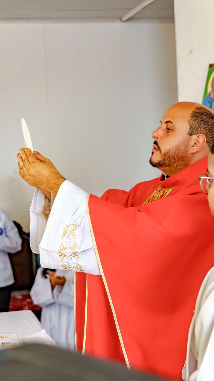 Missa, procissão e shows ao vivo na celebração do Dia dos Pescadores 6