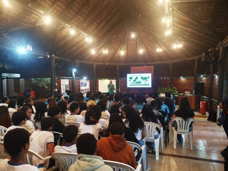 Com foco em educação ambiental, Veracel transforma maior reserva privada de Mata Atlântica do Nordeste em sala de aula para estudantes 4