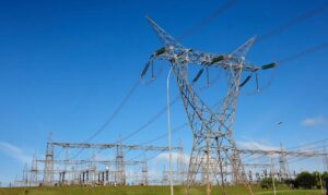Comitê antecipa geração de energia para evitar impactos do El Niño Comitê antecipa geração de energia para evitar impactos do El Niño 117