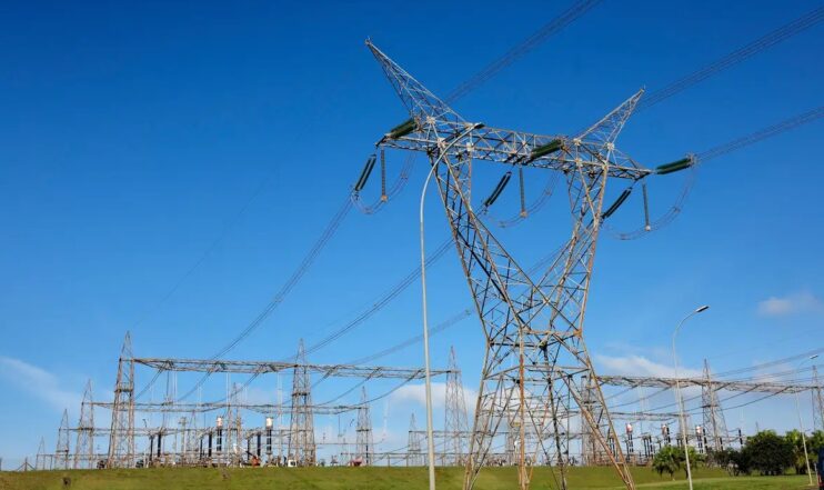 Comitê antecipa geração de energia para evitar impactos do El Niño Comitê antecipa geração de energia para evitar impactos do El Niño 4