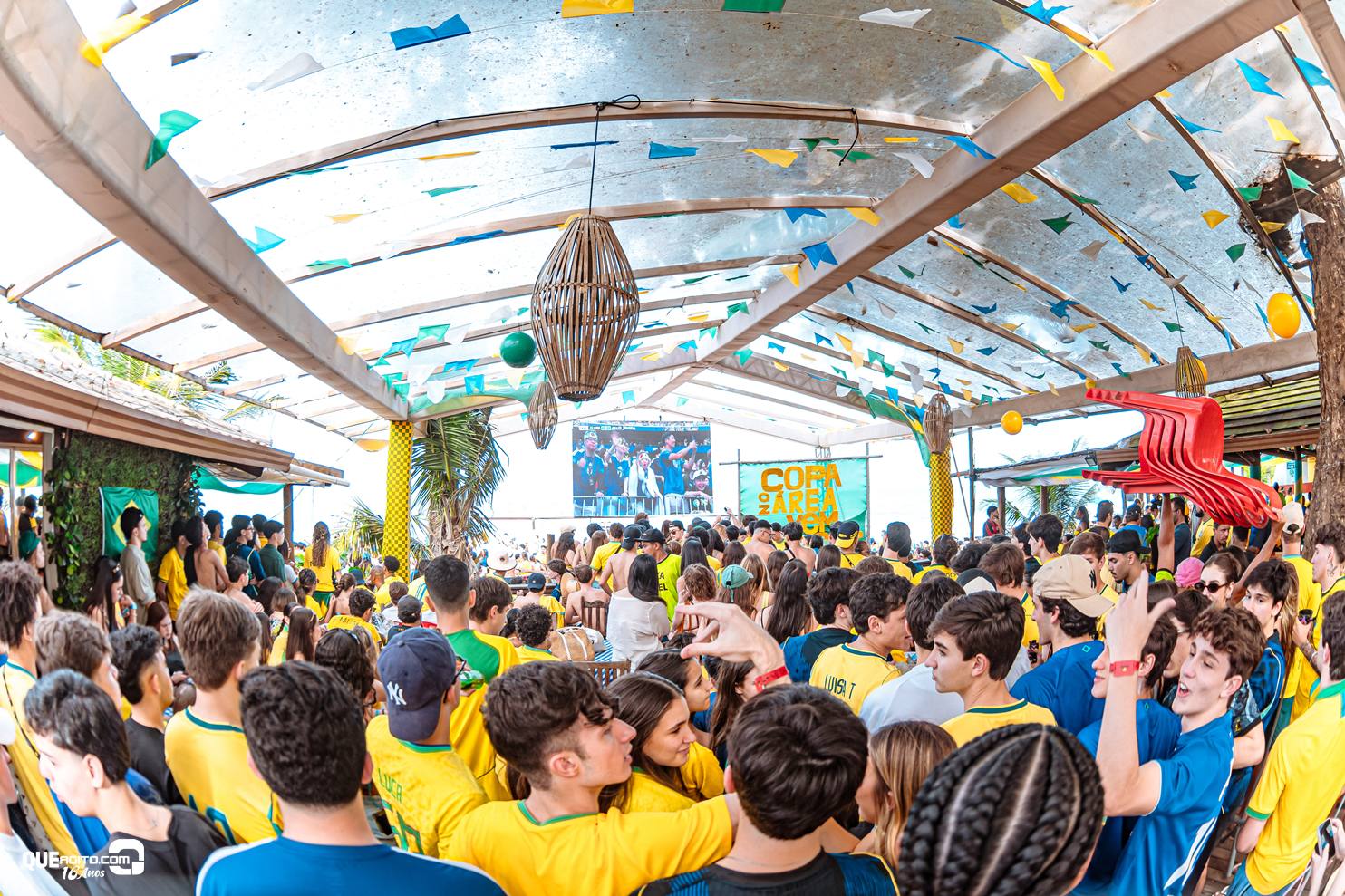 Copa no Area reúne grande público para acompanhar vitória do Brasil sobre o Japão na Cabana Area Beach 4