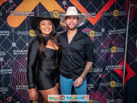 Sérgio Silva e Franciele Silva animam a Cavalgada do Freigasparense Ausente 2026 Sérgio Silva e Franciele Silva animam a Cavalgada do Freigasparense Ausente 2026 10