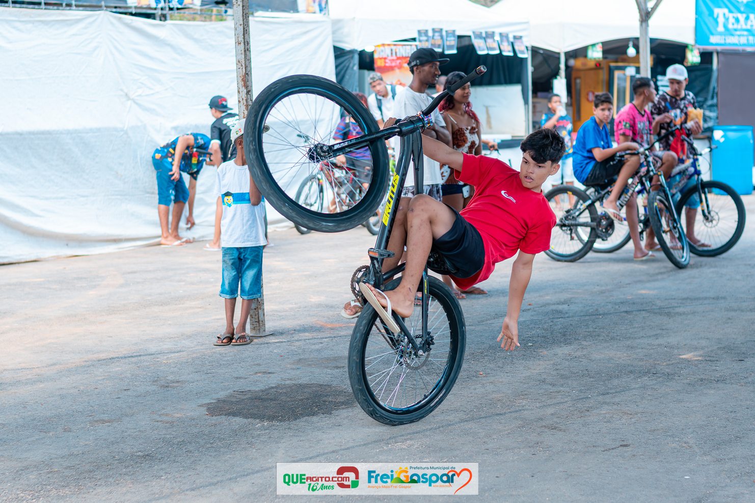 Motocando reúne motos, bikes e carros rebaixados durante a 29ª Festa do Freigasparense Ausente 8