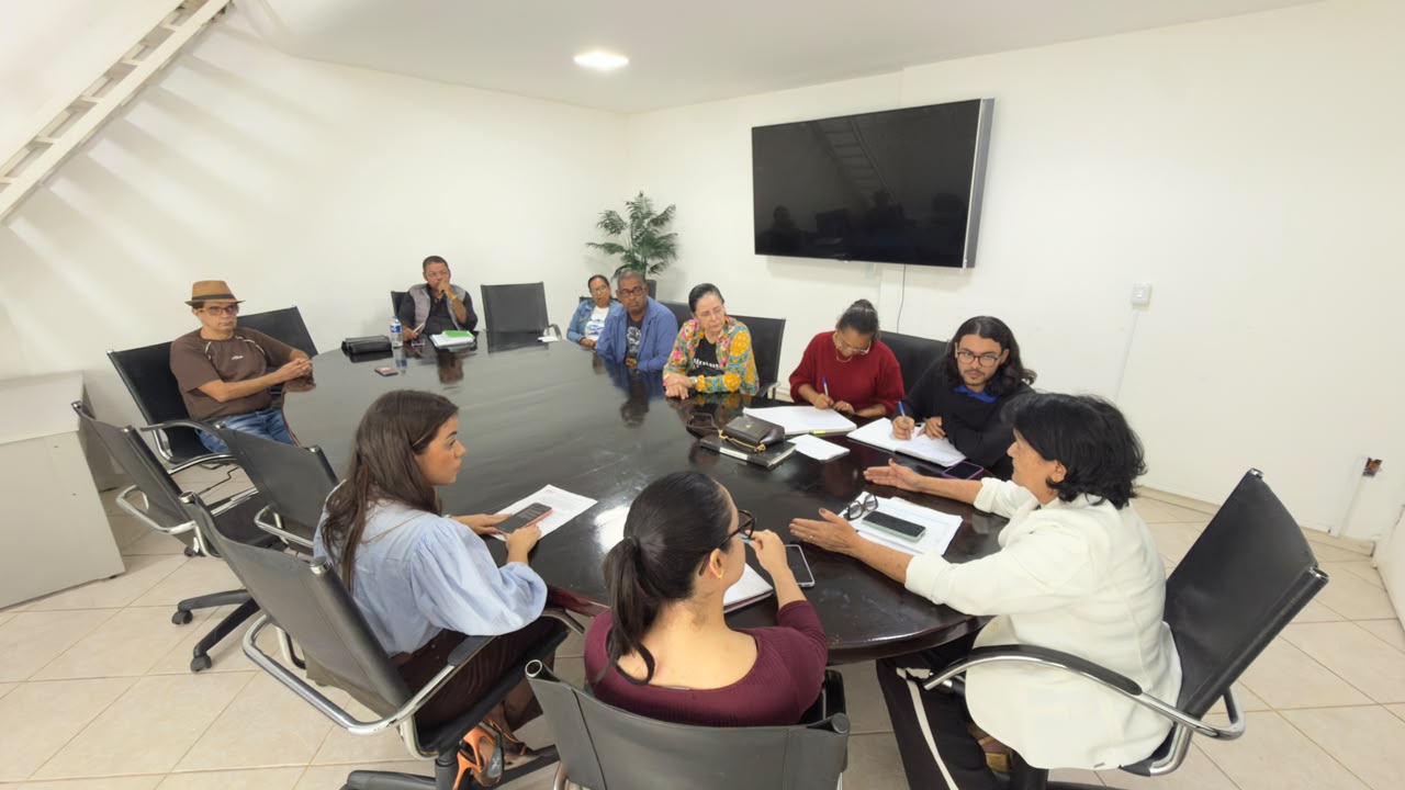 Prefeitura de Eunápolis recebe APLB e mantém diálogo sobre pautas da carreira do Magistério 5