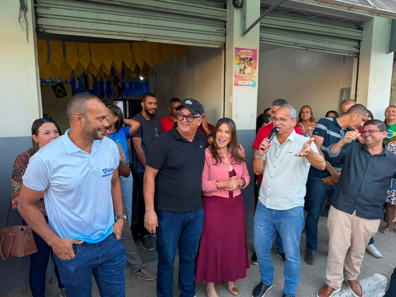 Deputada Cláudia Oliveira entrega ambulância para São João do Panelinha e reforça investimentos na saúde de Camacã 5