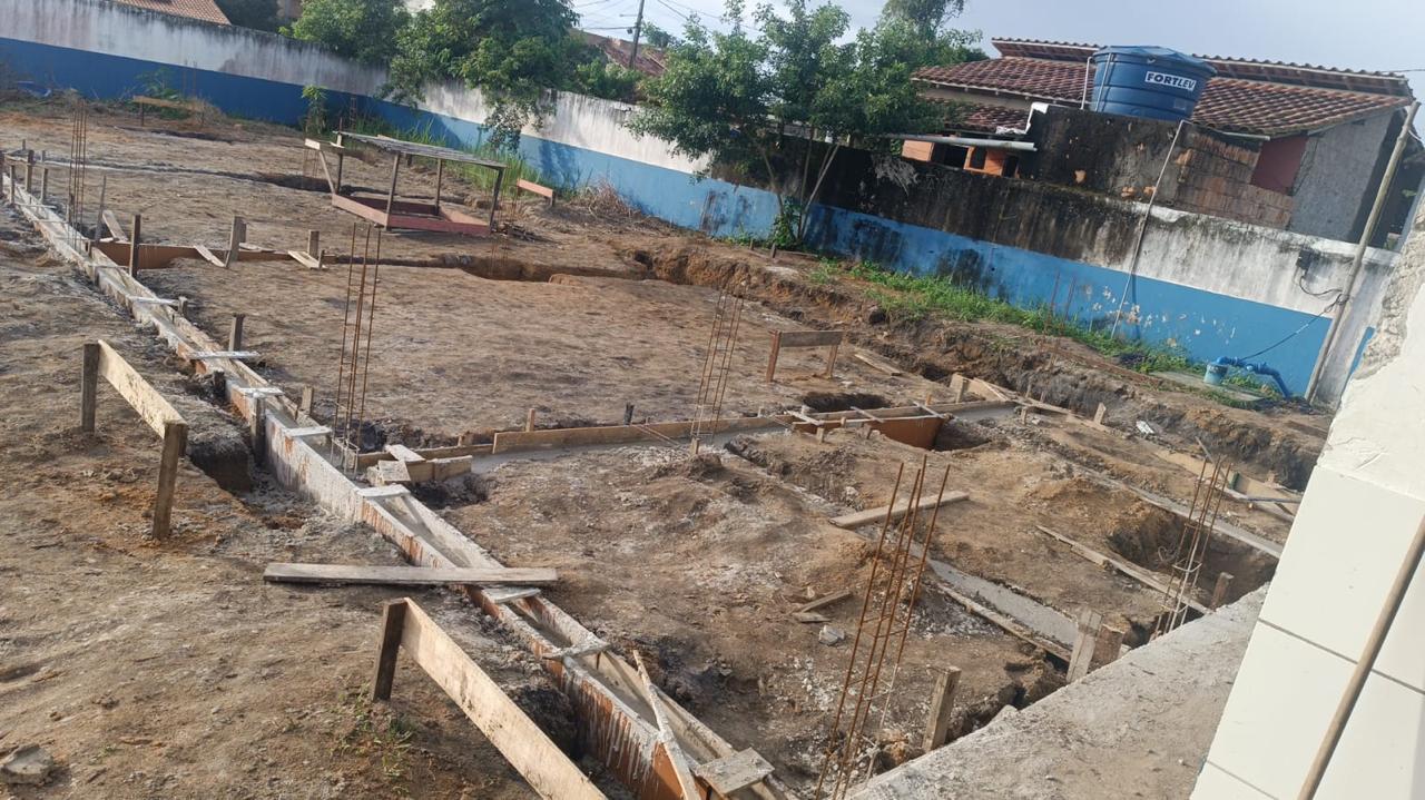 Obras de ampliação da Escola Alegria do Saber estão em andamento em Nova Caraíva 5