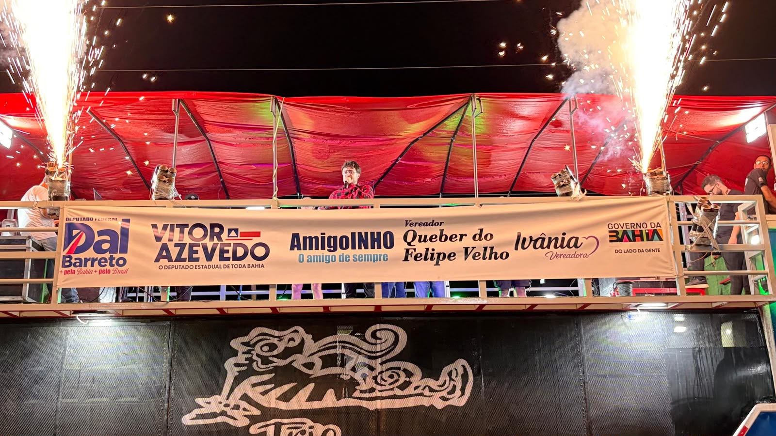 Enzo O Bruxo anima noite de São João em Itatim 5