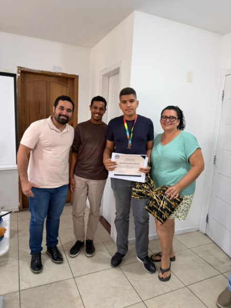 Alunos da rede municipal se destacam na Olimpíada de Matemática Alunos da rede municipal se destacam na Olimpíada de Matemática 125