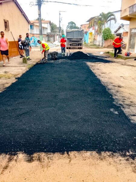Operação tapa-buracos chega ao Parque Ecológico e melhora a infraestrutura do bairro 125