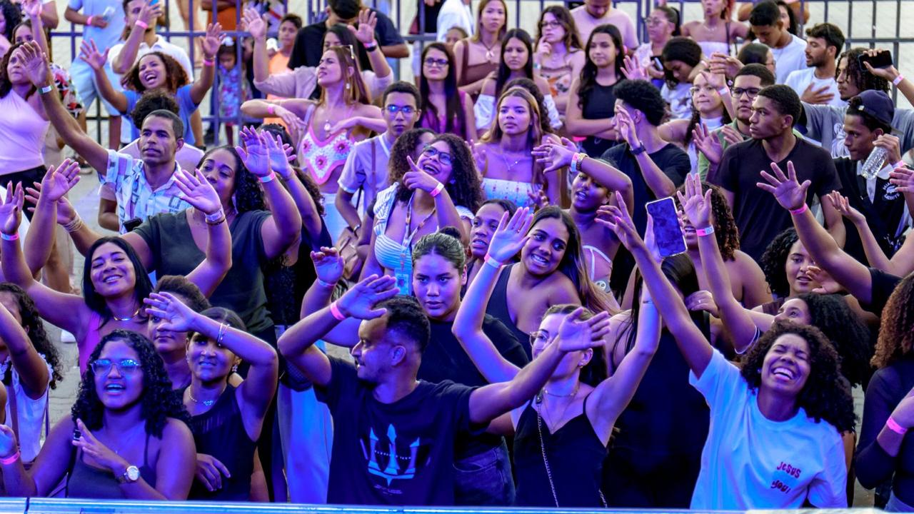 Alegria e fé marcam abertura do Planeta Jovem 2026 6