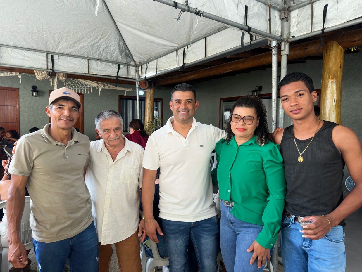 União Baiana celebra aniversário de Agnevaldo e do Sr. Agnel com confraternização e participação de lideranças políticas 6
