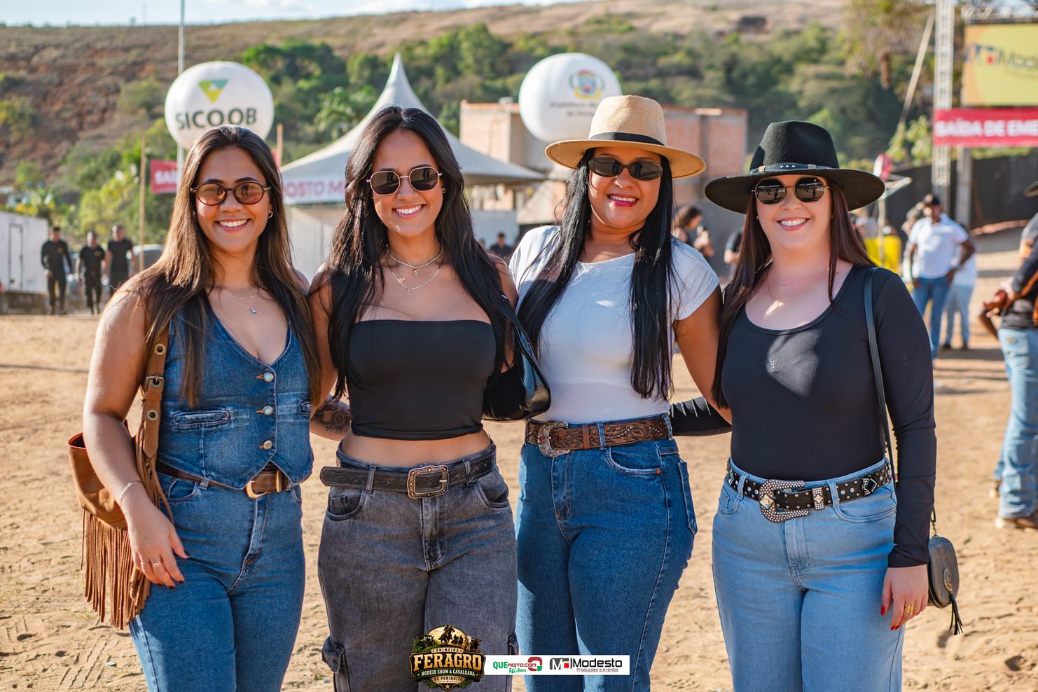 Vall Sylva e Talles Ronnie encerram com chave de ouro a primeira Feragro de Periquito 4