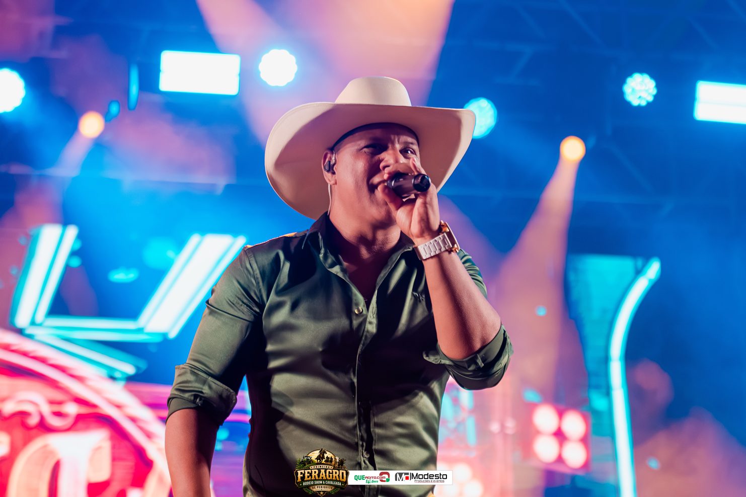 Vall Sylva e Talles Ronnie encerram com chave de ouro a primeira Feragro de Periquito 11