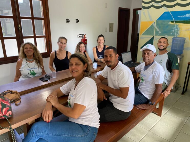 Porto Seguro se prepara para temporada de monitoramento das tartarugas marinhas Porto Seguro se prepara para temporada de monitoramento das tartarugas marinhas 4
