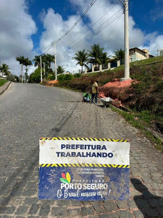 Ladeira do Village recebe serviços de recuperação e manutenção Ladeira do Village recebe serviços de recuperação e manutenção 4
