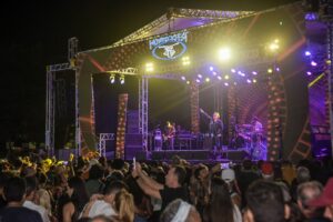 Moto Rock Fest encerra quatro dias de música, motocicletas e cultura em Arraial d’Ajuda Moto Rock Fest encerra quatro dias de música, motocicletas e cultura em Arraial d’Ajuda 1