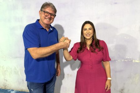 Cláudia Oliveira recebe apoio do ex-vice-prefeito de Itarantim e amplia base na região 7