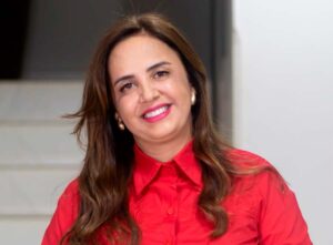 Prefeita do PT declara apoio a Cleitinho na disputa pelo Governo de Minas Gerais Prefeita do PT declara apoio a Cleitinho na disputa pelo Governo de Minas Gerais 1