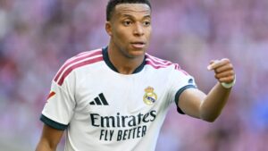 Mbappé evita criticar arbitragem após derrota do Real para o Atlético Mbappé evita criticar arbitragem após derrota do Real para o Atlético 1