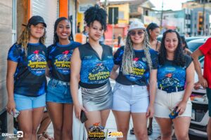Folia toma conta de Camacã com o arrastão do Bloco Juntando os Troços Folia toma conta de Camacã com o arrastão do Bloco Juntando os Troços 117
