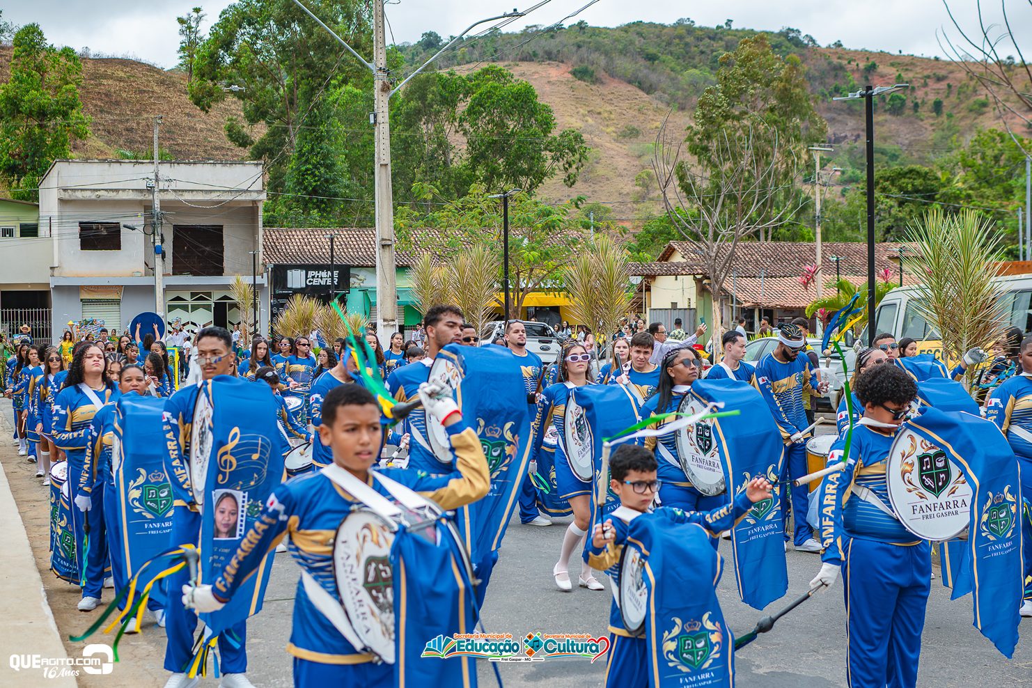 Desfile Cívico de 7 de Setembro reúne centenas de pessoas em Frei Gaspar 13