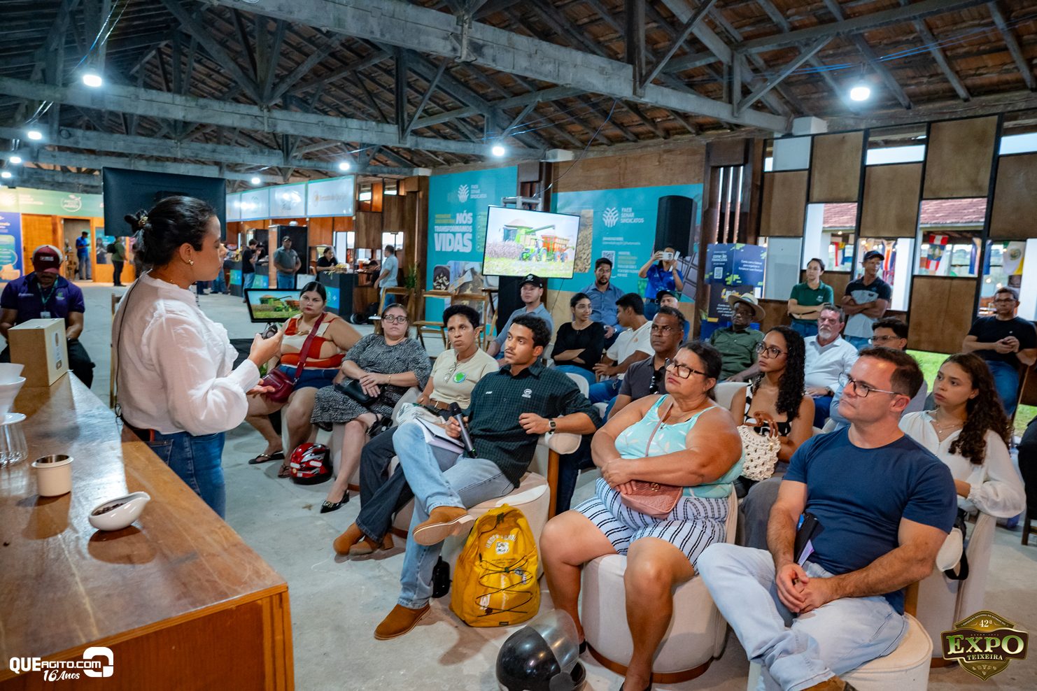 Eduardinho dos Teclados e Kiko Cigano agitam segunda noite da Expo Teixeira 2026 6