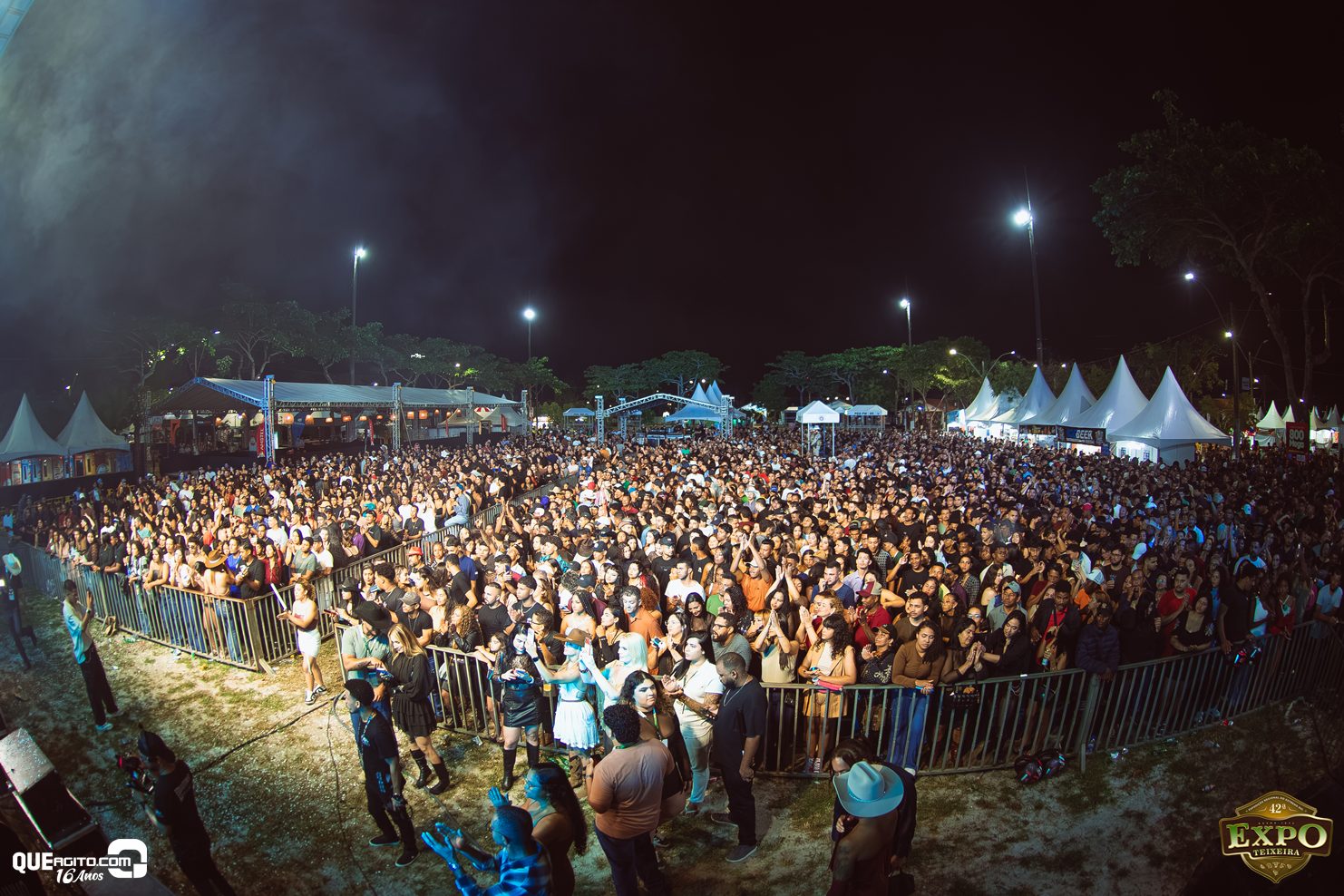 Eduardinho dos Teclados e Kiko Cigano agitam segunda noite da Expo Teixeira 2026 3