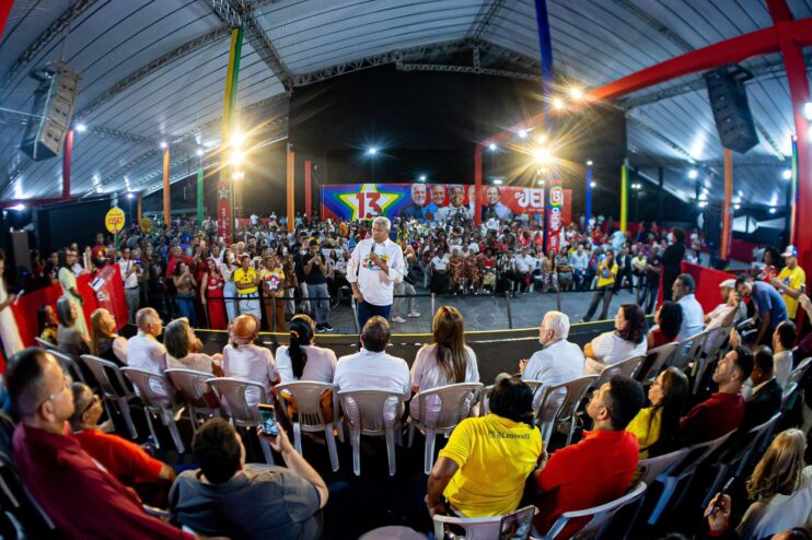 Em encontro com evangélicos em Salvador, Jerônimo reafirma compromisso com liberdade religiosa: “Não vamos aceitar igrejas serem desrespeitadas” Em encontro com evangélicos em Salvador, Jerônimo reafirma compromisso com liberdade religiosa: “Não vamos aceitar igrejas serem desrespeitadas” 4