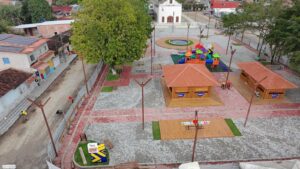 Distrito de Vera Cruz ganha praça revitalizada com novos espaços de lazer e convivência Distrito de Vera Cruz ganha praça revitalizada com novos espaços de lazer e convivência 117