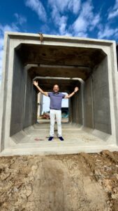 Ritmo acelerado: Prefeito Robério mostra trajeto e andamento das obras do Semi Anel Viário de Eunápolis Ritmo acelerado: Prefeito Robério mostra trajeto e andamento das obras do Semi Anel Viário de Eunápolis 1
