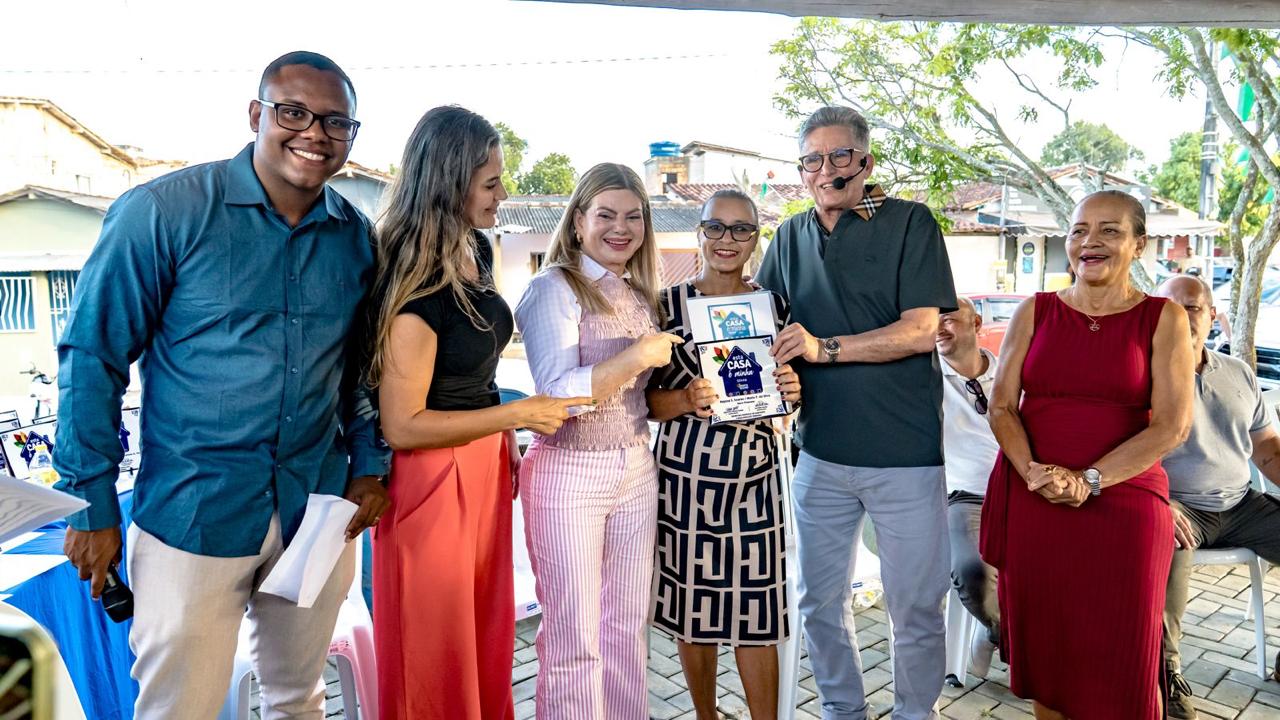 Moradores do distrito de Pindorama recebem 148 títulos de regularização fundiária pelo programa Esta Casa é Minha da Prefeitura de Porto Seguro 8