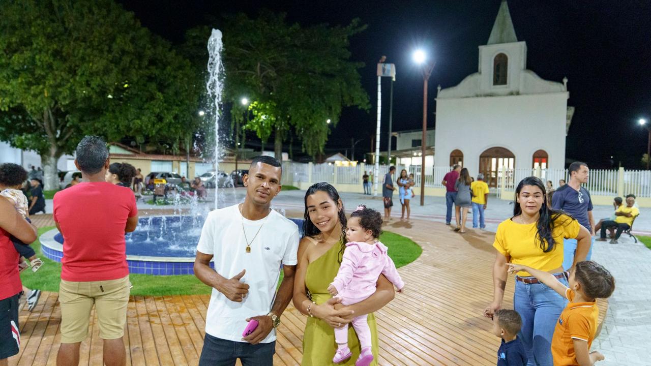 Praça de Vera Cruz é inaugurada com grande festa da comunidade 9