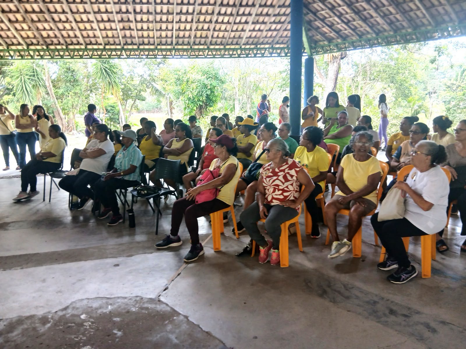 Prefeitura de Eunápolis promoveu, no sábado (26), manhã de cuidado, saúde e bem-estar no Parque Gravatá pelo Setembro Amarelo 5