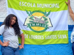 Aluna de Eunápolis vence prêmio estadual do MPT na Escola e vai representar a Bahia na etapa nacional Aluna de Eunápolis vence prêmio estadual do MPT na Escola e vai representar a Bahia na etapa nacional 117