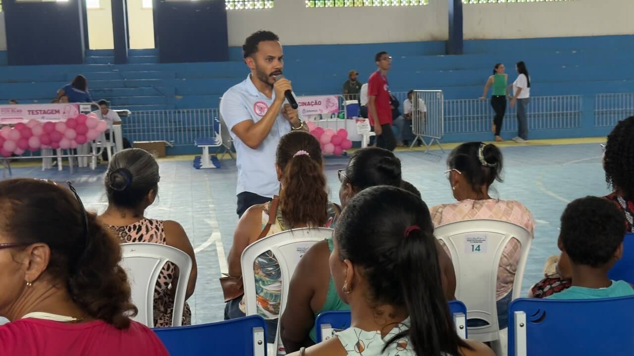Prefeitura de Eunápolis promove Feira da Saúde do Outubro Rosa no bairro Pequi 5