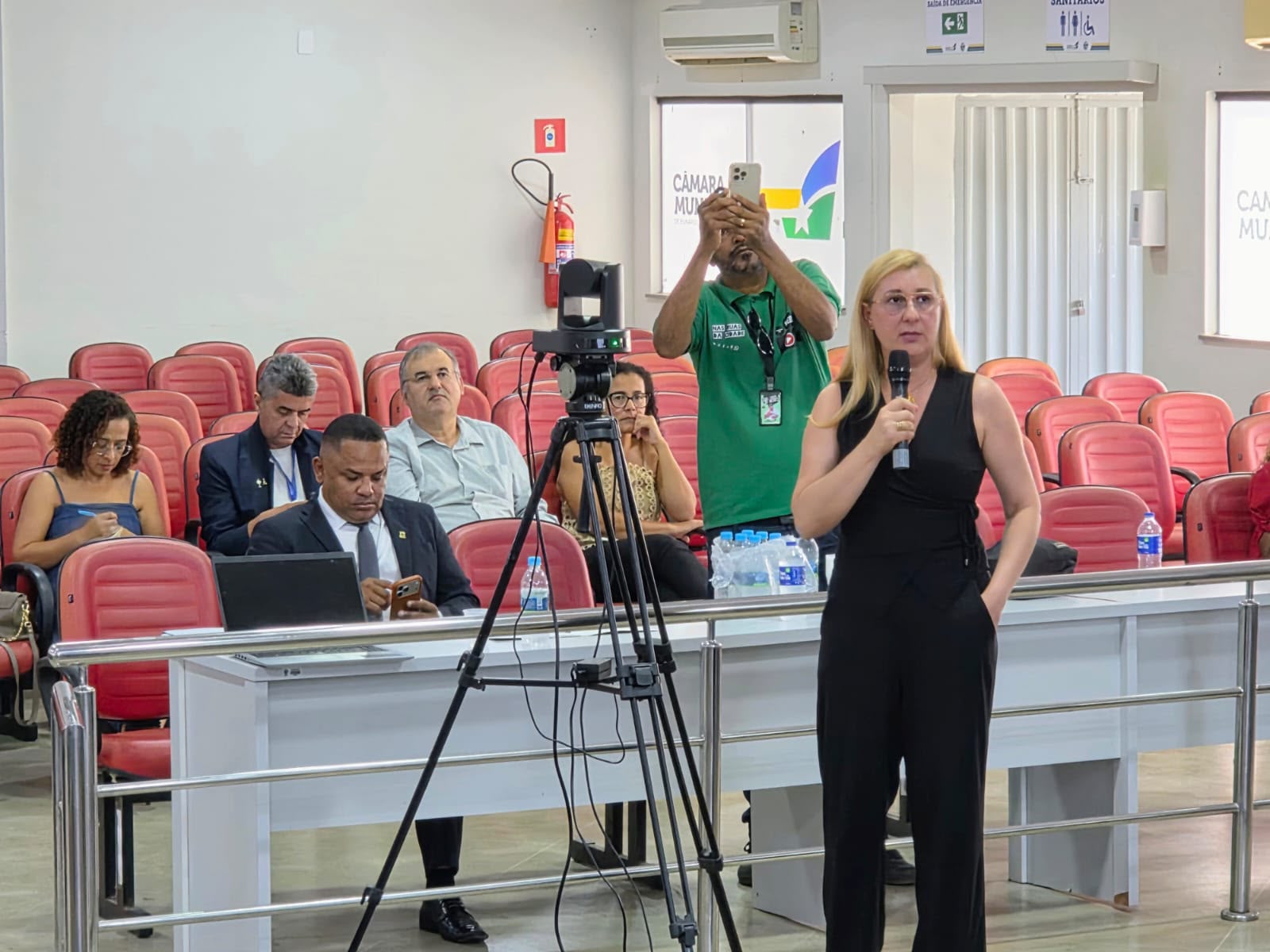 Prefeitura de Eunápolis apresenta contas do segundo quadrimestre de 2026 em audiência pública 6