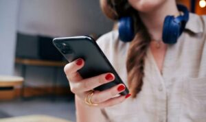 Anatel vai exigir prova de vida para validar linhas de celular Anatel vai exigir prova de vida para validar linhas de celular 1