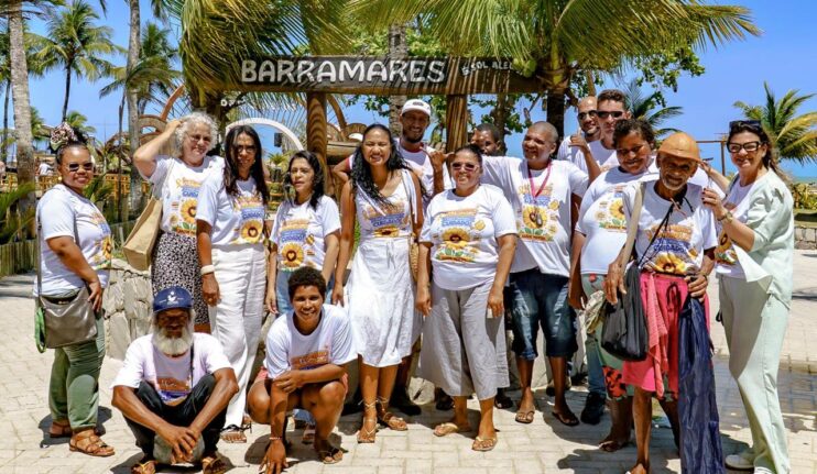 Secretaria de Saúde de Porto Seguro promove vivências na Orla Norte durante o Setembro Amarelo Secretaria de Saúde de Porto Seguro promove vivências na Orla Norte durante o Setembro Amarelo 4
