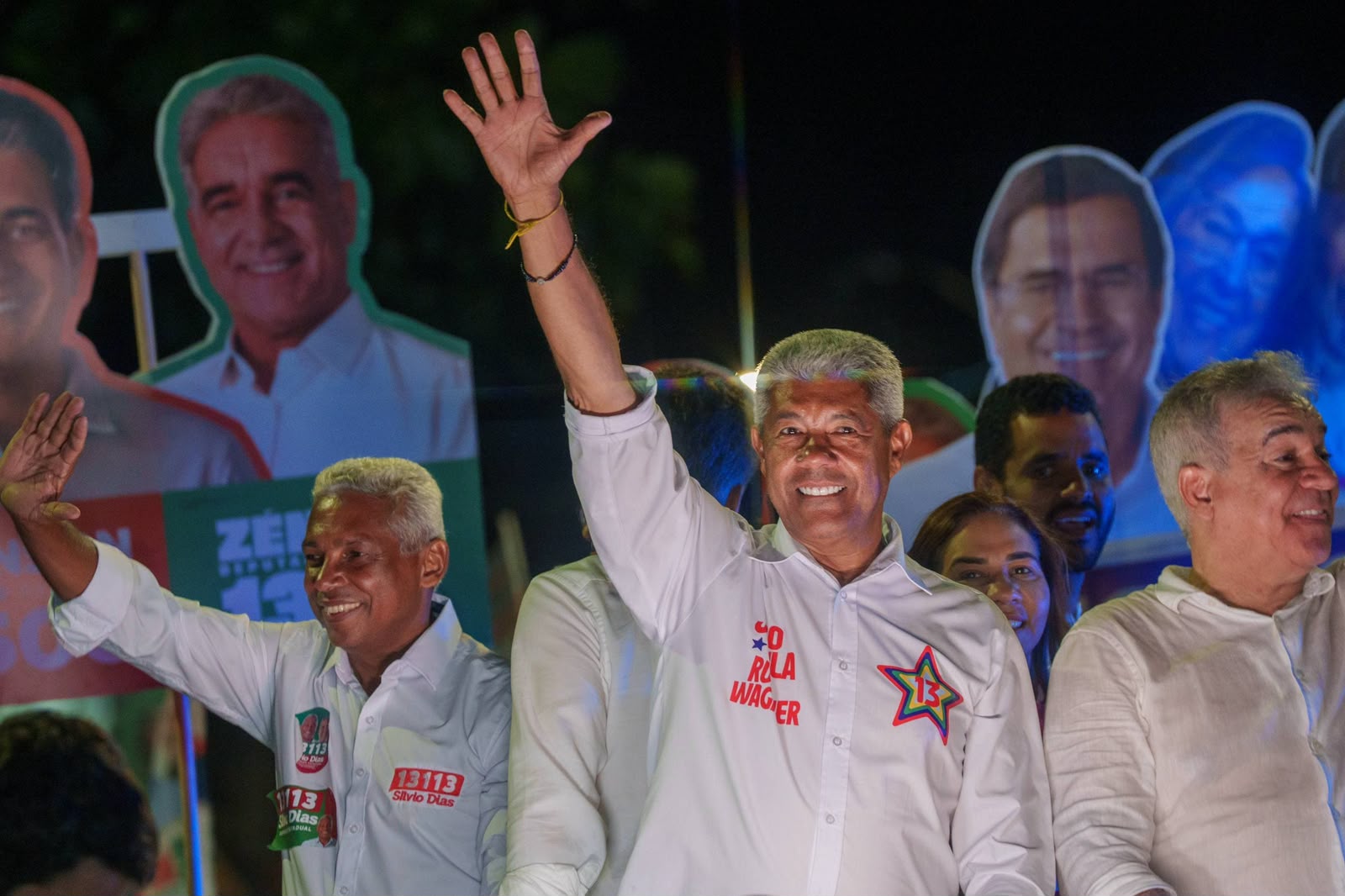 Caminhada do 13 arrasta multidão em Feira de Santana com Jerônimo Rodrigues 3